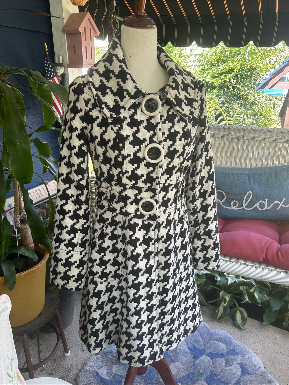 Black & White Houndstooth Coat